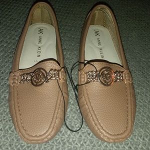 Anne Klein Beige Flats 7 Women